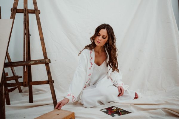 kimono y camisón de novia
