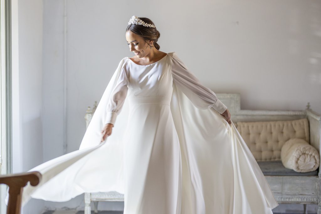 vestido novia capa