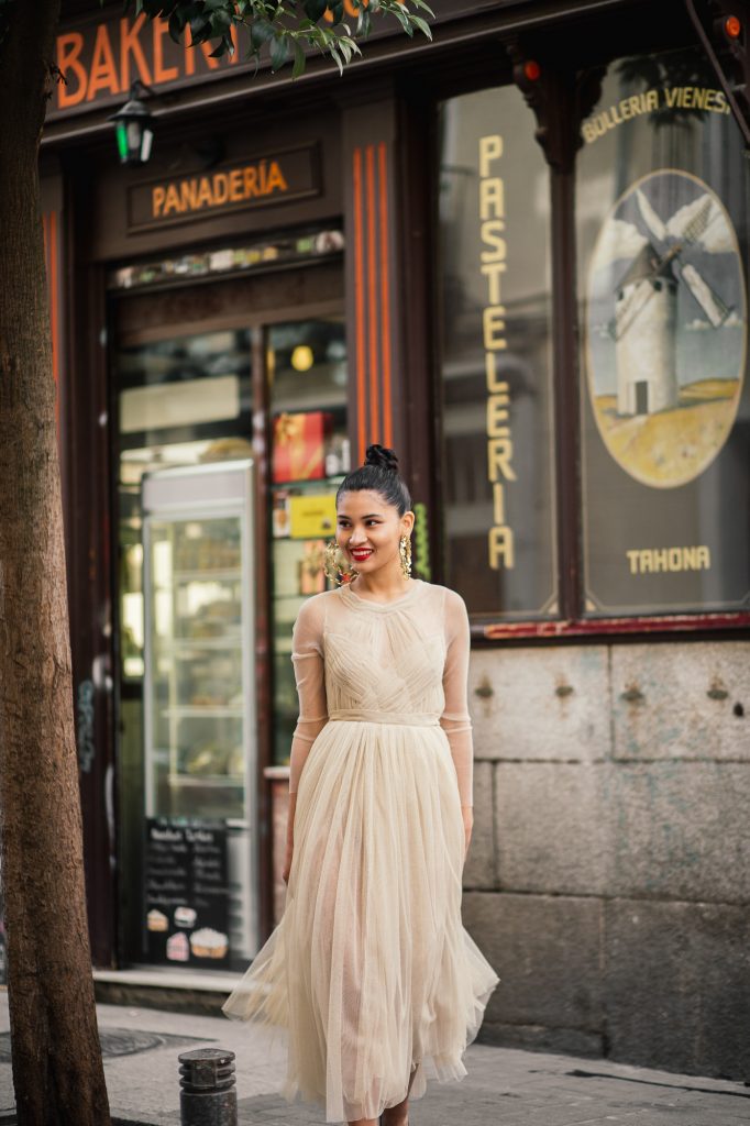 vestido midi novia 2023