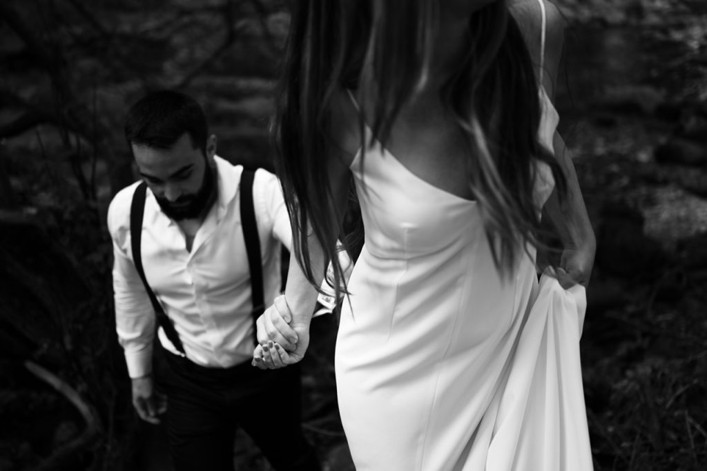 vestido escote en pico