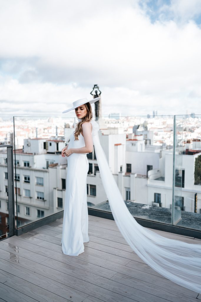 minimal look novia