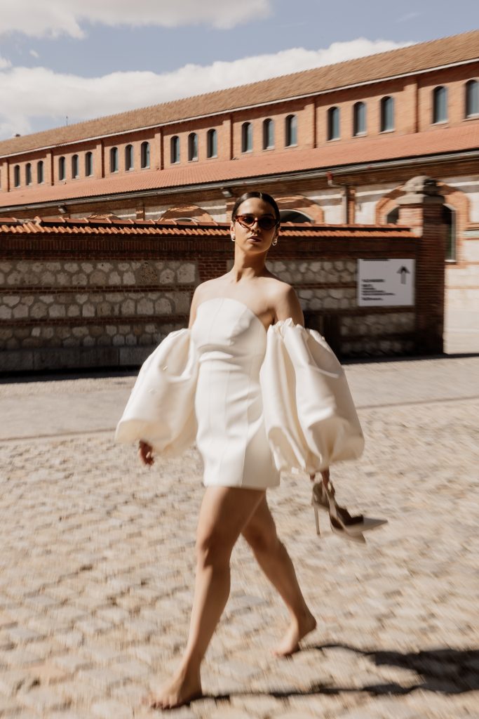 vestido mini para novia