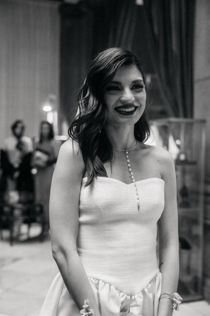 novia escote corazón