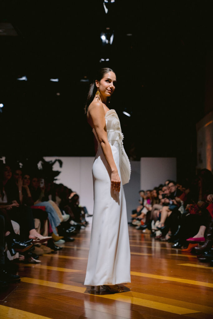 vestido columna novia
